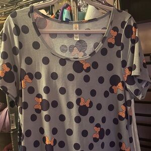 LuLaRoe Gray Polka Dot Short Sleeve Top